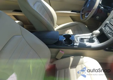 2016 Ford Fusion Se z USA, uszkodzony, nr VIN 1FA6P0HD2G5121595